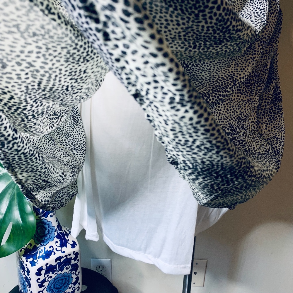 Zenobia Animal Print Ruffle Dress - Picture 4 of 4